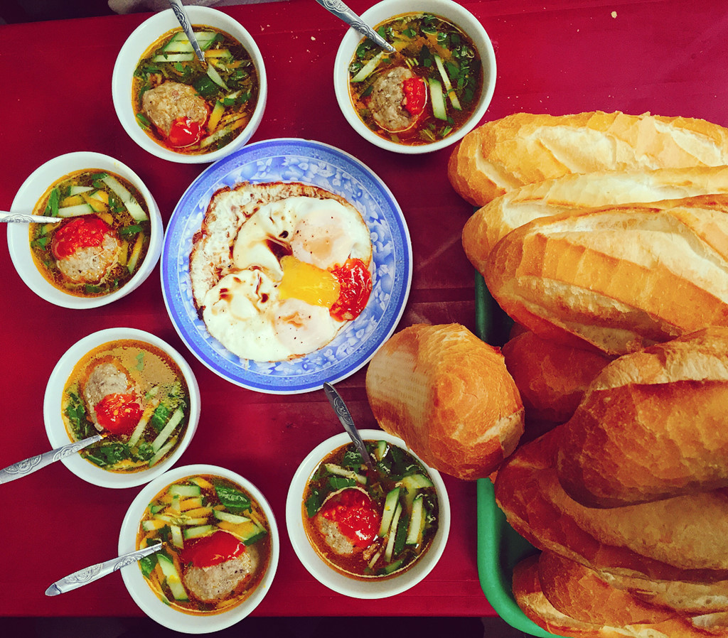 Banh mi xiu mai Da Lat Vietnam