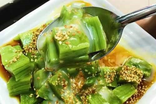 Vietnamese food - banh duc la dua mien Tay