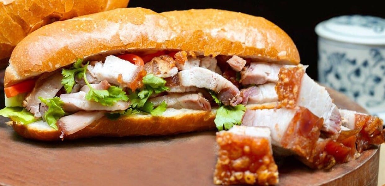 banh mi heo quay vietnam