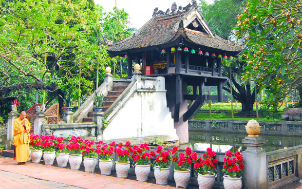One Pillar Pagoda - Symbol of Vietnamese architecture in feudal times