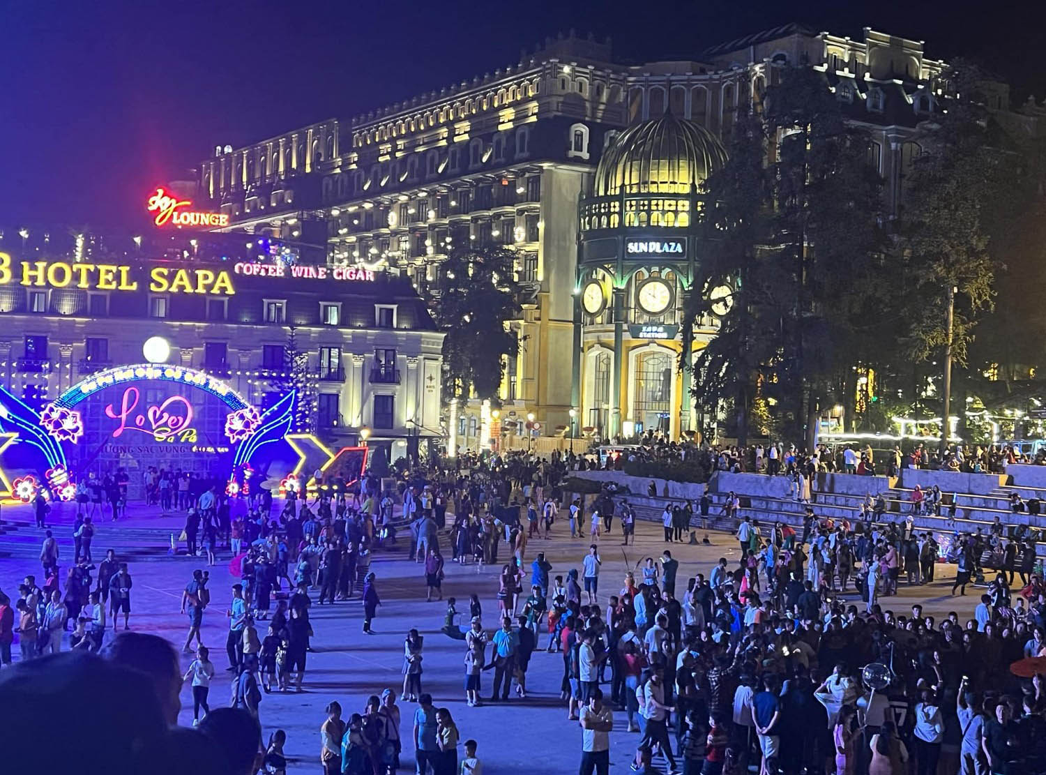 Sa Pa Square